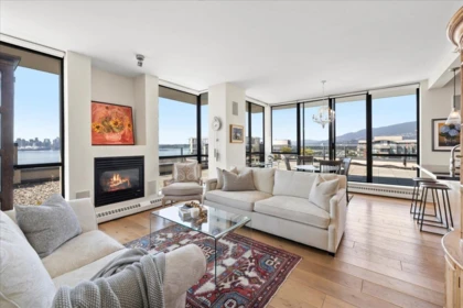 PH2 124 W 1st Street, North Vancouver, BC, North Vancouver — Apartment/Condo for sale
