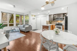 78 728 W 14th Street, North Vancouver, BC