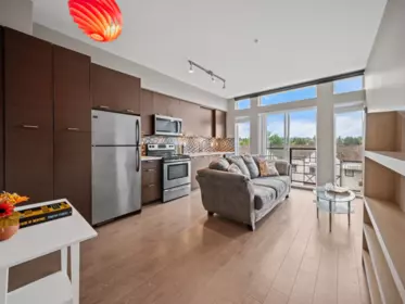 Kitchen Island Photo of 301 4372 Fraser Street, Vancouver, BC
