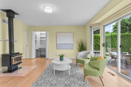 Breakfast Nook Photo of 23439 Nightingale Avenue, Maple Ridge, BC