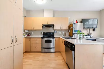 Laundry Room Photo of 50 14959 58 Avenue, Surrey, BC