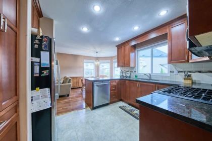 Kitchen Island Photo of 2944 Valleyvista Drive, Coquitlam, BC
