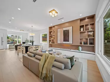 Kitchen Photo of 1 5685 Forest Street, Burnaby, BC