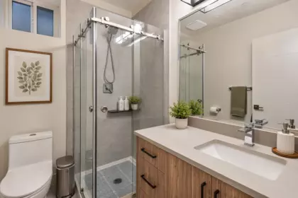 Powder Room Photo of 6280 Wales Street, Vancouver, BC