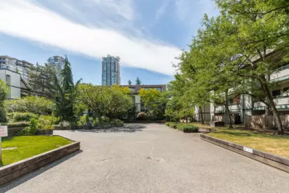 205 1200 Pacific Street, Coquitlam, BC, Coquitlam — Apartment/Condo for sale