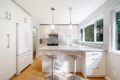 Breakfast Nook Photo of 206 Clearview Drive, Port Moody, BC