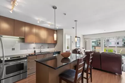 Kitchen Island Photo of 221 15745 Croydon Drive, Surrey, BC