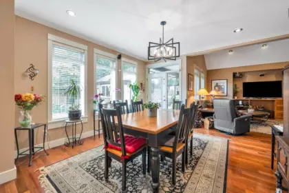 Breakfast Nook Photo of 27110 35 Avenue, Langley, BC