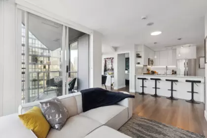 Dining Area Photo of 2406 1155 Seymour Street, Vancouver, BC