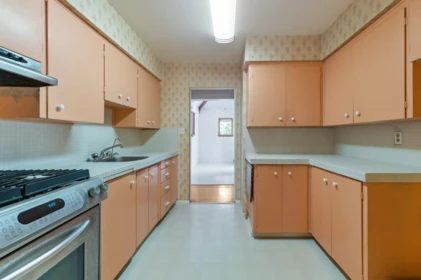 Basement Recreation Room Photo of 2495 Lauralynn Drive, North Vancouver, BC