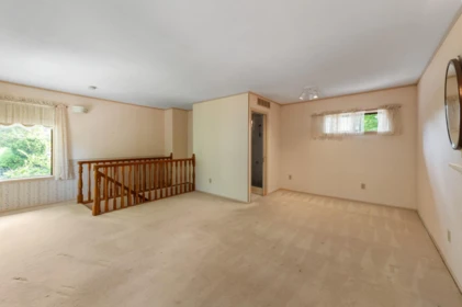 Hot Tub / Spa Photo of 2495 Lauralynn Drive, North Vancouver, BC