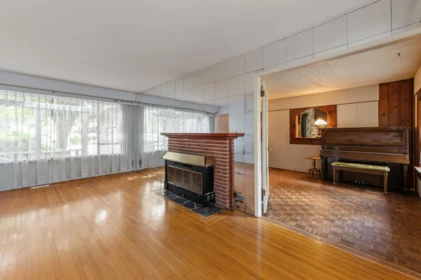 Loft / Bonus Room Photo of 2495 Lauralynn Drive, North Vancouver, BC