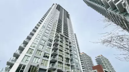 2903 13325 102a Avenue, Surrey, BC, Surrey — Apartment/Condo for sale