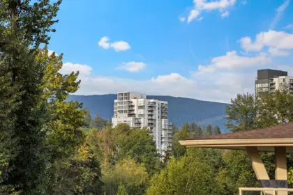 Hallway Photo of 407 700 Klahanie Drive, Port Moody, BC