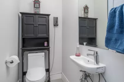 Laundry Room Photo of 16 20451 84 Street, Langley, BC