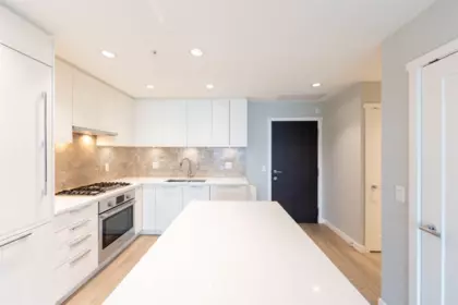 504 118 Carrie Cates Court, North Vancouver, BC, North Vancouver — Apartment/Condo for sale