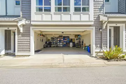 Entry Foyer Photo of 69 9688 162a Street, Surrey, BC