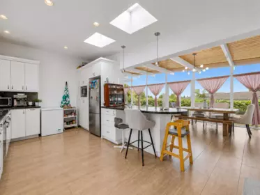 Breakfast Nook Photo of 1066 Palmerston Avenue, West Vancouver, BC