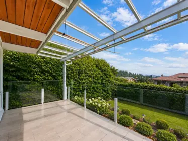 Garden / Landscaping Photo of 1066 Palmerston Avenue, West Vancouver, BC