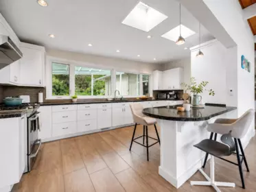 Primary Bedroom Photo of 1066 Palmerston Avenue, West Vancouver, BC