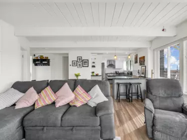 4862 Oxford Street, Burnaby, BC, Burnaby — Single Family Residence for sale