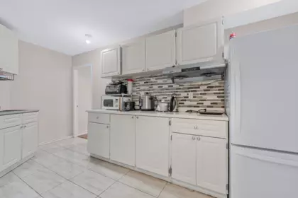 Kitchen Photo of 4131 Fisher Drive, Richmond, BC