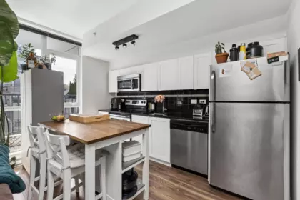 Kitchen Island Photo of 406 2511 Quebec Street, Vancouver, BC