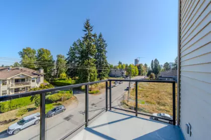 Laundry Room Photo of 522 13789 107a Avenue, Surrey, BC
