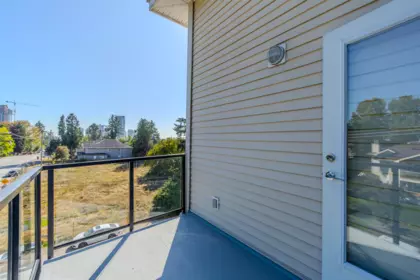 Mudroom Photo of 522 13789 107a Avenue, Surrey, BC