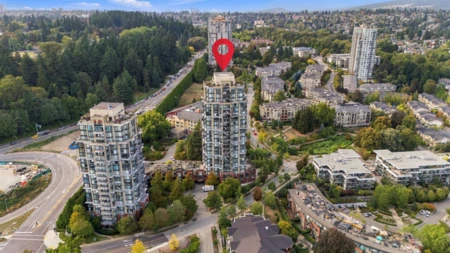 Neighborhood Park Photo Near 903 15 E Royal Avenue, New Westminster, BC