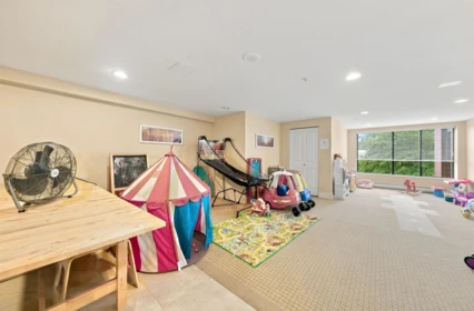 Outdoor Patio Photo of 903 15 E Royal Avenue, New Westminster, BC