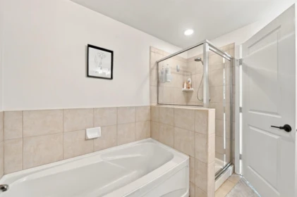 Walk-In Closet Photo of 903 15 E Royal Avenue, New Westminster, BC