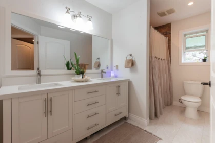 Laundry Room Photo of 5222 Wesjac Road, Pender Harbour, BC