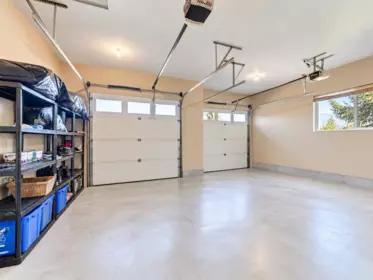 Hot Tub / Spa Photo of 6388 Piper Place, Sechelt, BC