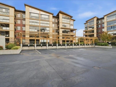 Fitness Center Photo Near 103 2860 Trethewey Street, Abbotsford, BC