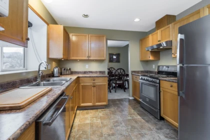 Basement Recreation Room Photo of 5688 Stonehaven Street, Chilliwack, BC