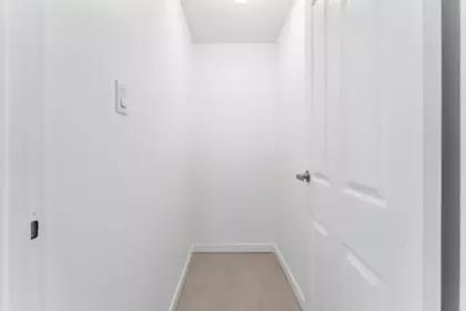 Walk-In Closet Photo of 802 2008 Fullerton Avenue, North Vancouver, BC