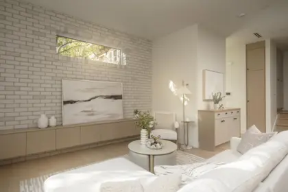 2 1376 E 11th Avenue, Vancouver, BC, Vancouver — Half Duplex for sale