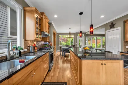 3182 Caulfield Ridge, Coquitlam, BC, Coquitlam — Single Family Residence for sale