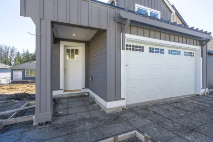 33948 Barker Court, Mission, BC, Mission — Half Duplex for sale