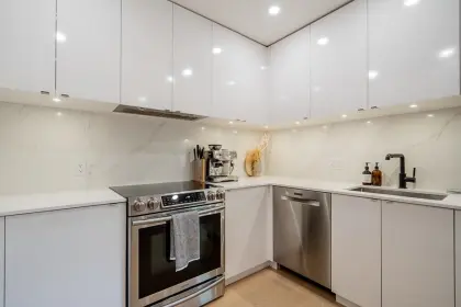 102 2628 Yew Street, Vancouver, BC, Vancouver — Apartment/Condo for sale