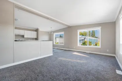 42 8254 134 Street, Surrey, BC, Surrey — Manufactured Home for sale