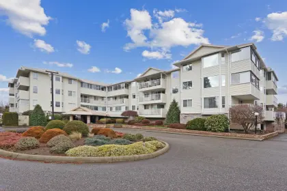 212 8725 Elm Drive, Chilliwack, BC, Chilliwack — Apartment/Condo for sale
