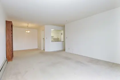 212 8725 Elm Drive, Chilliwack, BC, Chilliwack — Apartment/Condo for sale