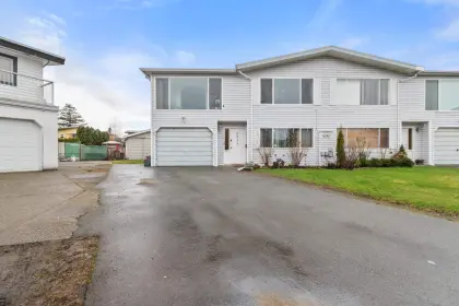 A 8953 Craven Place, Chilliwack, BC, Chilliwack — Half Duplex for sale