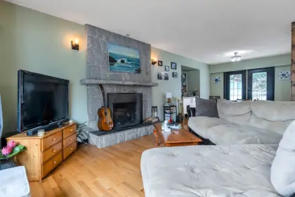 4710 203 Street, Langley, BC, Langley — Single Family Residence for sale