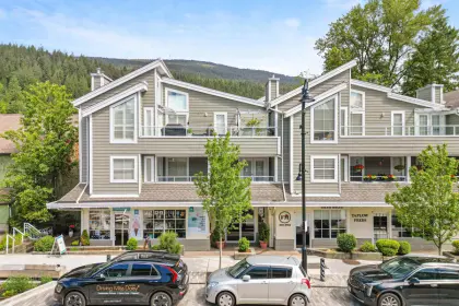 102 4390 Gallant Avenue, North Vancouver, BC, North vancouver — Apartment/Condo for sale