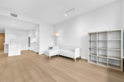 1311 5608 Berton Avenue, Vancouver, BC, Vancouver — Apartment/Condo for sale