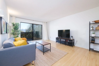 301 6105 Kingsway, Burnaby, BC, Burnaby — Apartment/Condo for sale