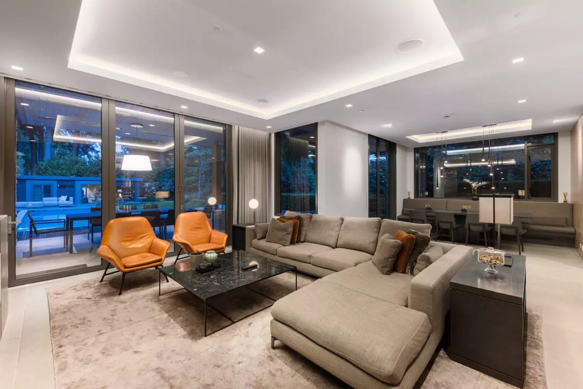 Laundry Room Photo of 6330 Macdonald Street, Vancouver, BC